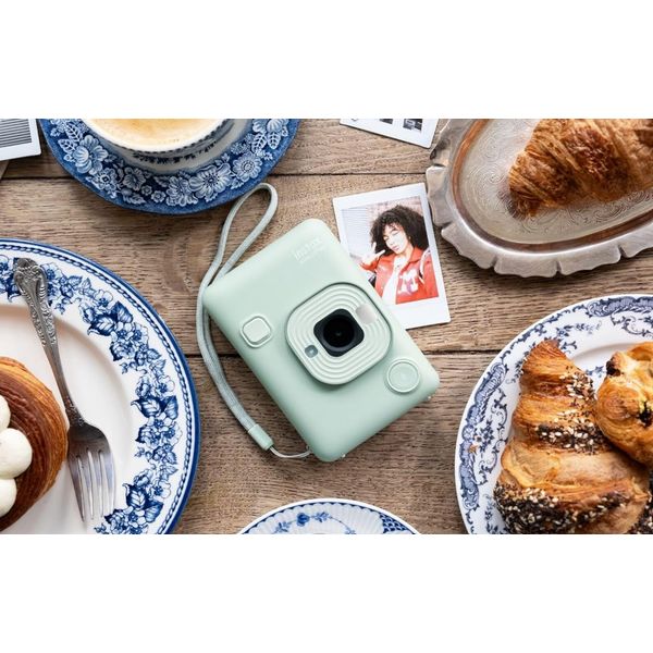 Fuji Instax Mini LiPlay Hybrid Instant Camera Matcha Green