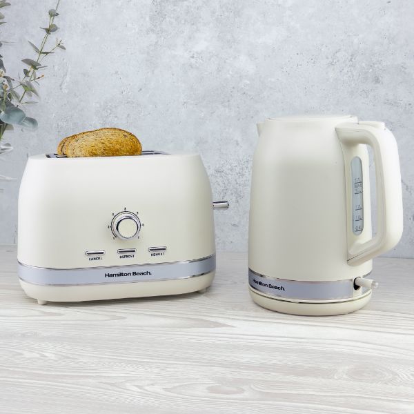 Hamilton Beach Ella Kettle and 2 Slice Toaster Bundle Latte