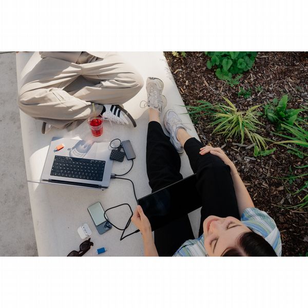 Verbatim Portable Touchscreen Monitor Full HD 1080p 17.3\