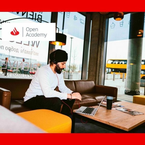 Free Santander Course -  Introduction to Python Programming